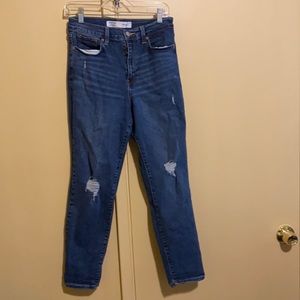 Like new Levi “Mom jeans”